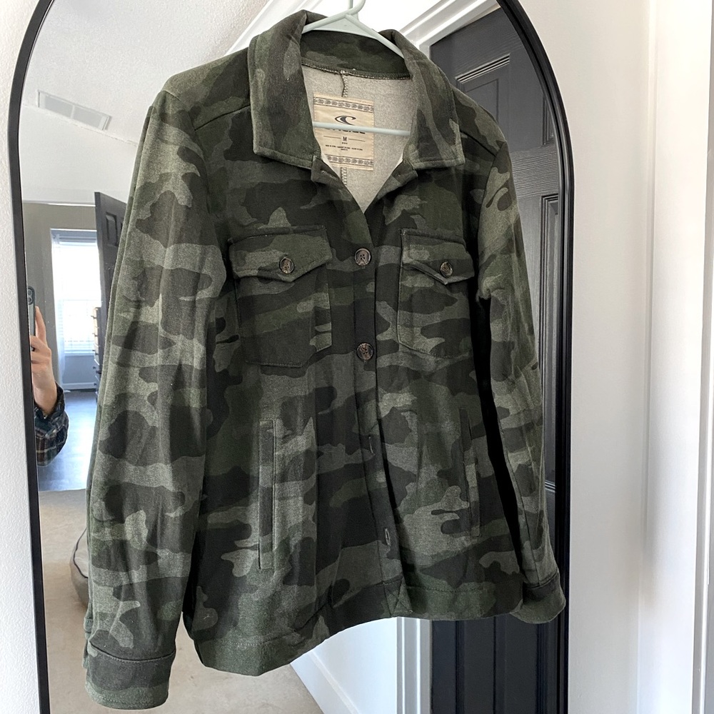 Jacket/shacket